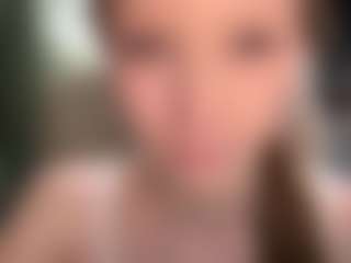 Live cam show with MillaColvert - Yoga on CamClone