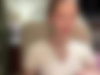 Live cam show with MillaColvert - Smart on Camsoda