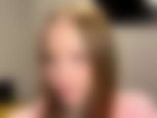 Live cam show with MillaColvert - Small Ass on Big Tits