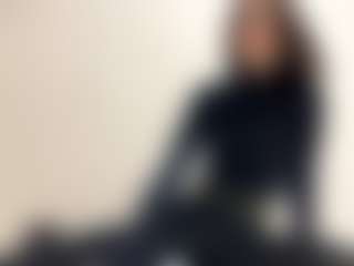 Live cam show with RosamariaGodbold - Green Eyes on CamwithHer
