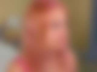 Live cam show with Sinti-Phillips - Blue Eyes on SxyPornLive