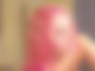 Live cam show with Sinti-Phillips - New Toys on camtv