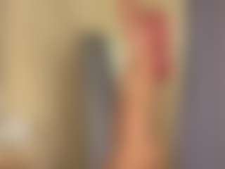 Live cam show with Sinti-Phillips - New Shaved Pussy on Camsoda