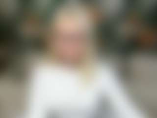 Velvettt-lun's Live Sex Cam Show