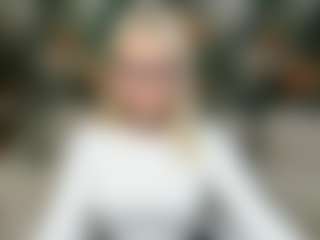 Velvettt-lun's Live Sex Cam Show