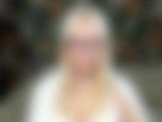 Velvettt-lun's Live Sex Cam Show