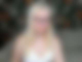 Velvettt-lun's Live Sex Cam Show