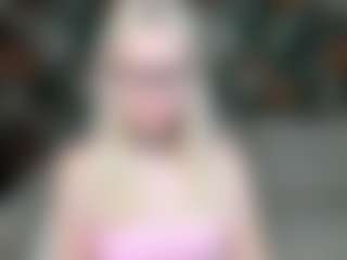 Live cam show with Velvettt-lun - Striptease on sexylive.show