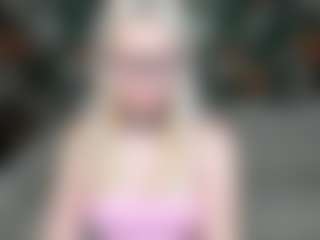Live cam show with Velvettt-lun - Role Play on camwithhim.com
