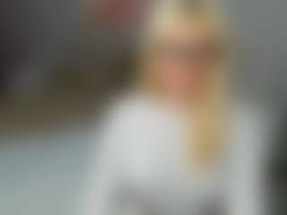 Live cam show with Velvettt-lun - Show on justonemore.cc