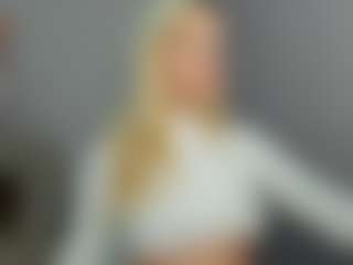 Live cam show with Velvettt-lun - Role Play on Cam Slut