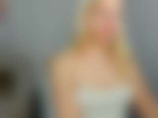 Live cam show with Velvettt-lun - Ass Clapping on Cam Slut