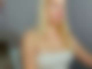 Live cam show with Velvettt-lun - Roleplay on Cam Slut