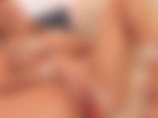 YvonnaOne's Live Sex Cam Show