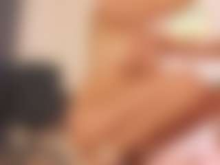 YvonnaOne's Live Sex Cam Show