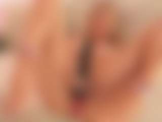 YvonnaOne's Live Sex Cam Show