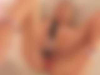 YvonnaOne's Live Sex Cam Show