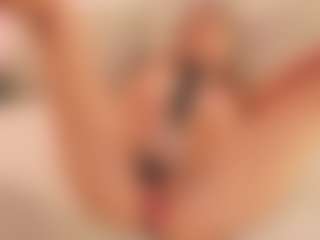 Live-Cam-Show mit YvonnaOne - Squirt Young Adult auf Camsoda