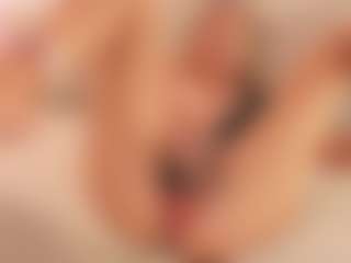 YvonnaOne's Live Sex Cam Show