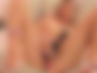 YvonnaOne's Live Sex Cam Show