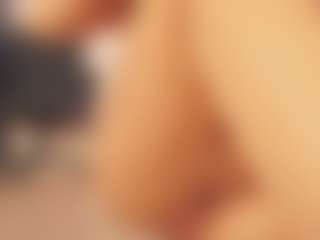 YvonnaOne's Live Sex Cam Show