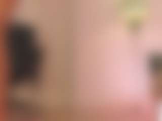 YvonnaOne's Live Sex Cam Show