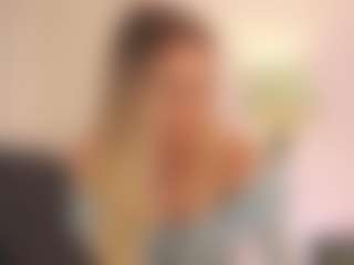 YvonnaOne's Live Sex Cam Show