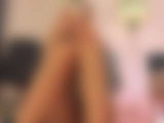 YvonnaOne's Live Sex Cam Show