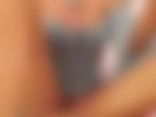 YvonnaOne's Live Sex Cam Show
