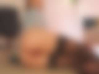 YvonnaOne's Live Sex Cam Show