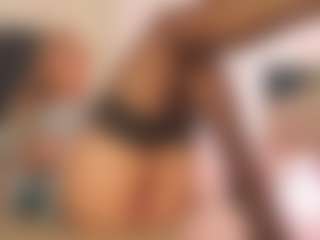 YvonnaOne's Live Sex Cam Show