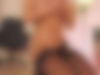 YvonnaOne's Live Sex Cam Show