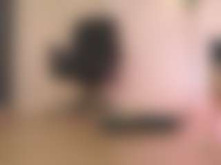 YvonnaOne's Live Sex Cam Show