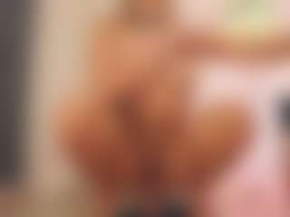 YvonnaOne's Live Sex Cam Show