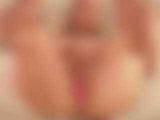 YvonnaOne's Live Sex Cam Show
