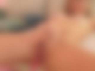 YvonnaOne's Live Sex Cam Show
