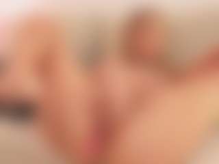 YvonnaOne's Live Sex Cam Show