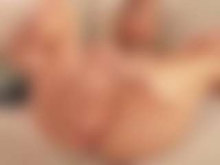YvonnaOne's Live Sex Cam Show