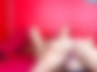 Live cam show with alessamia68 - New Petite on Camsoda Late Night