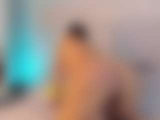 Arya-02's Live Sex Cam Show