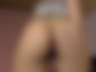 Hanna-Clark's Live Sex Cam Show