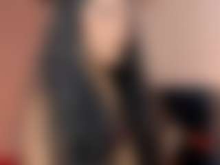 Live cam show with Hanna-Clark - New Tattoos on eurowanks.com