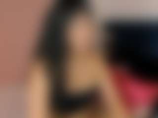 Live cam show with Hanna-Clark - Gray Eyes on Camsoda