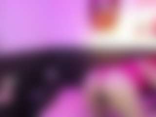 Moon-Velvet18's Live Sex Cam Show