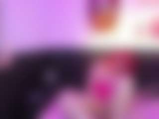 Moon-Velvet18's Live Sex Cam Show
