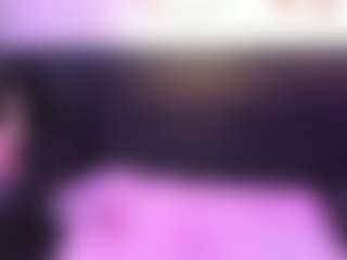 Moon-Velvet18's Live Sex Cam Show