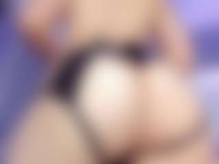 Live cam show with TamaraaLee - New Brown Eyes on Stripli.com