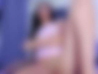 Live cam show with TamaraaLee - New Toys on Free Soda