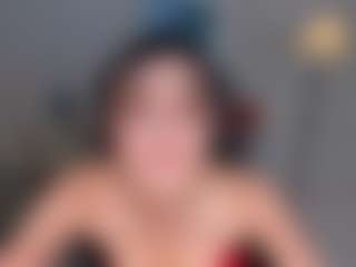 Live cam show with CharlotteRicci - Moaning on Camming Site