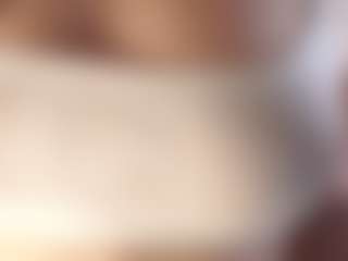 Live cam show with Nora - Oil on infinitiblacc.com